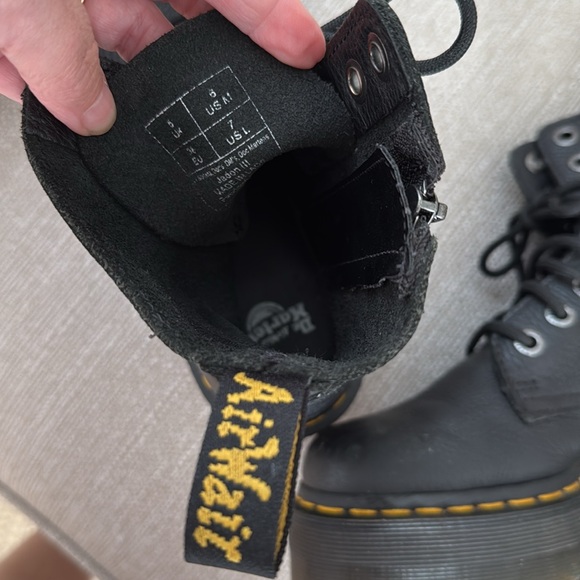 Dr. Martens Jadon lll women 7 Black Leather Boots platform - Picture 5 of 14
